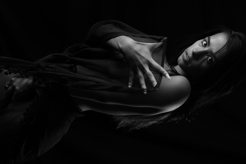 Female model photo shoot of veronicadiesel