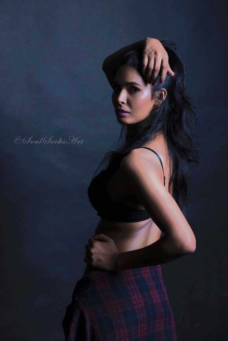 Female model photo shoot of Preety Singh
