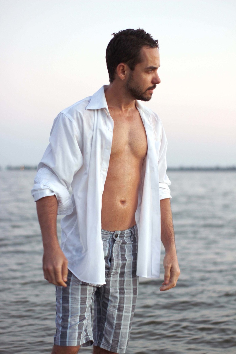 Male model photo shoot of Neto Mariano