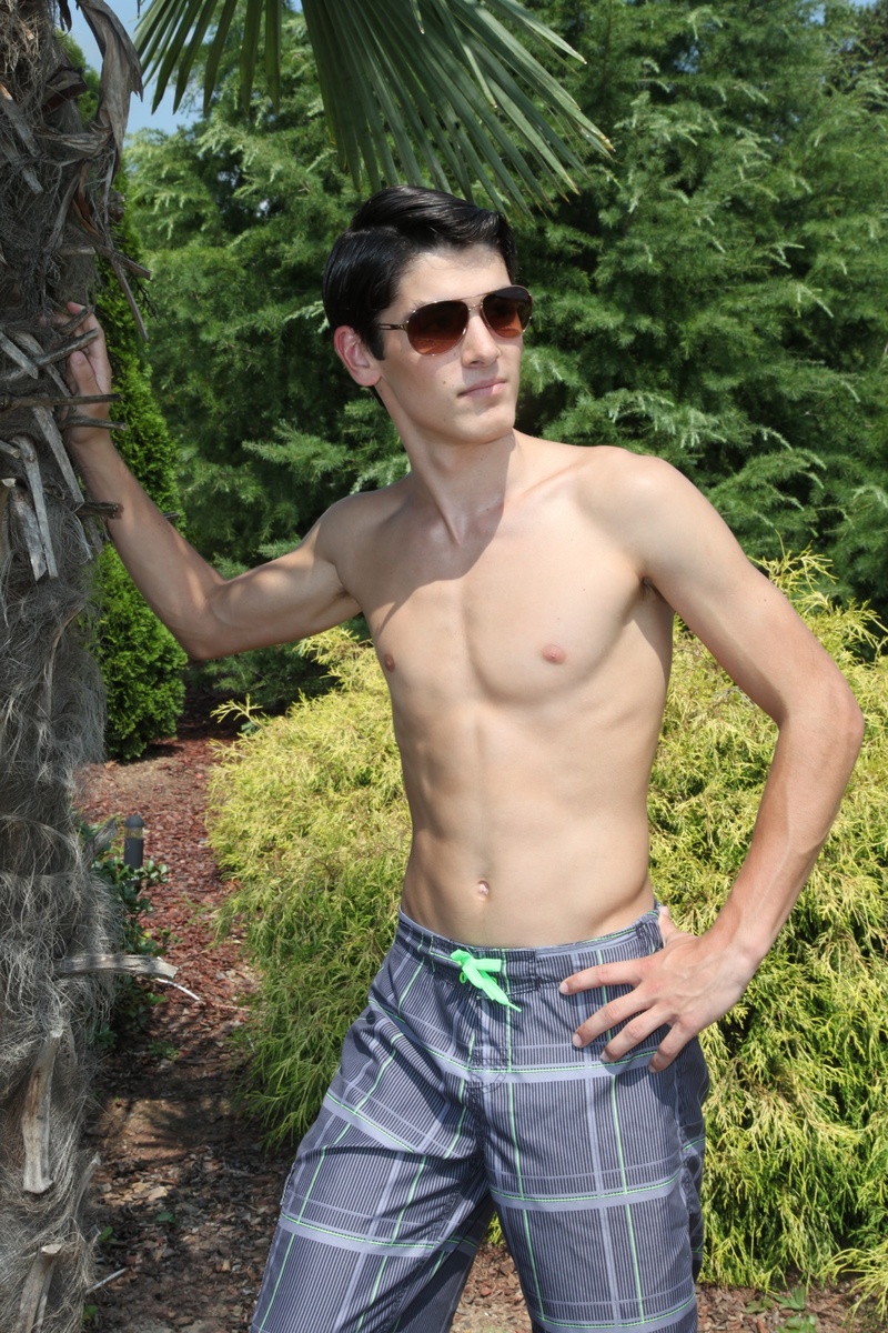 Male model photo shoot of Xandermesa in Atlanta, GA