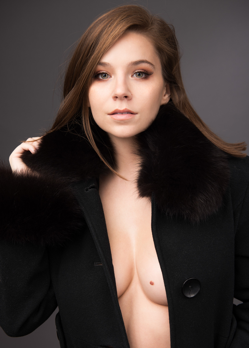Female model photo shoot of StephanieManescu