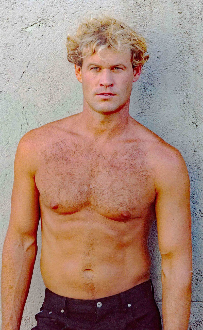 Male model photo shoot of David Koslow in Venice Beach, California