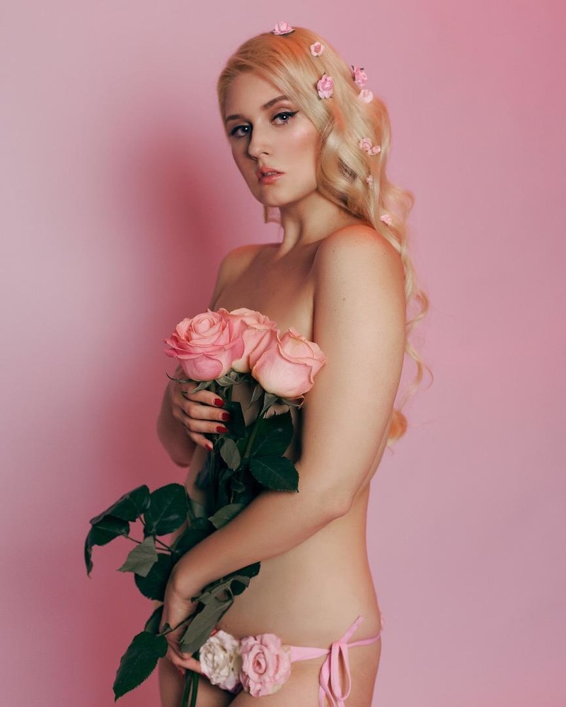 Female model photo shoot of Darya Tarasova in Saint Petersburg