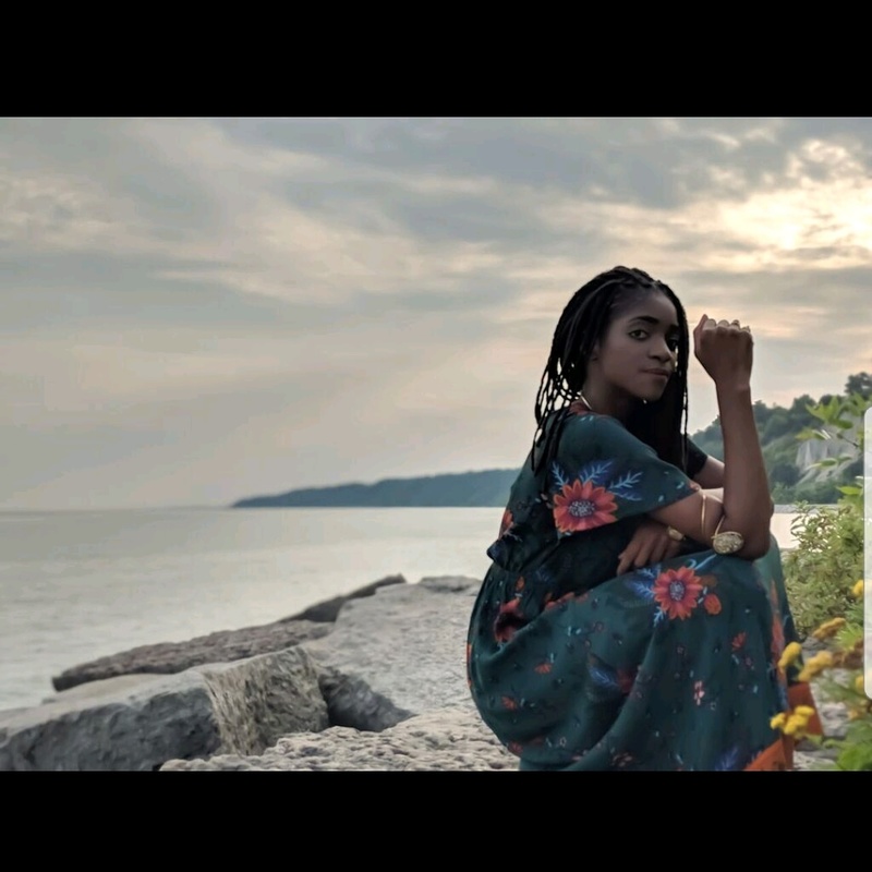 Female model photo shoot of Empress_Cleopatra in Scarborough Bluffs