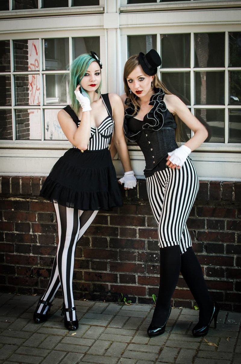 Female model photo shoot of Soki Spawn and Agnes from Garbledville
