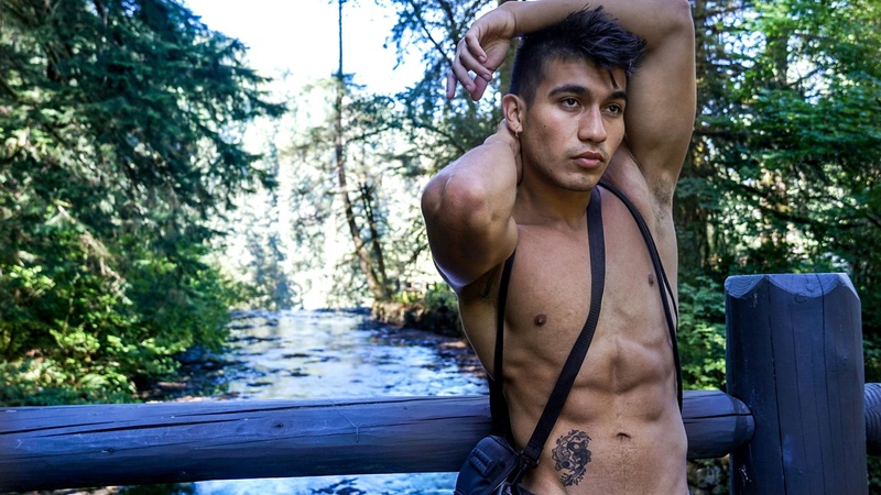 Male model photo shoot of GuateFit in Silver Falls Oregon