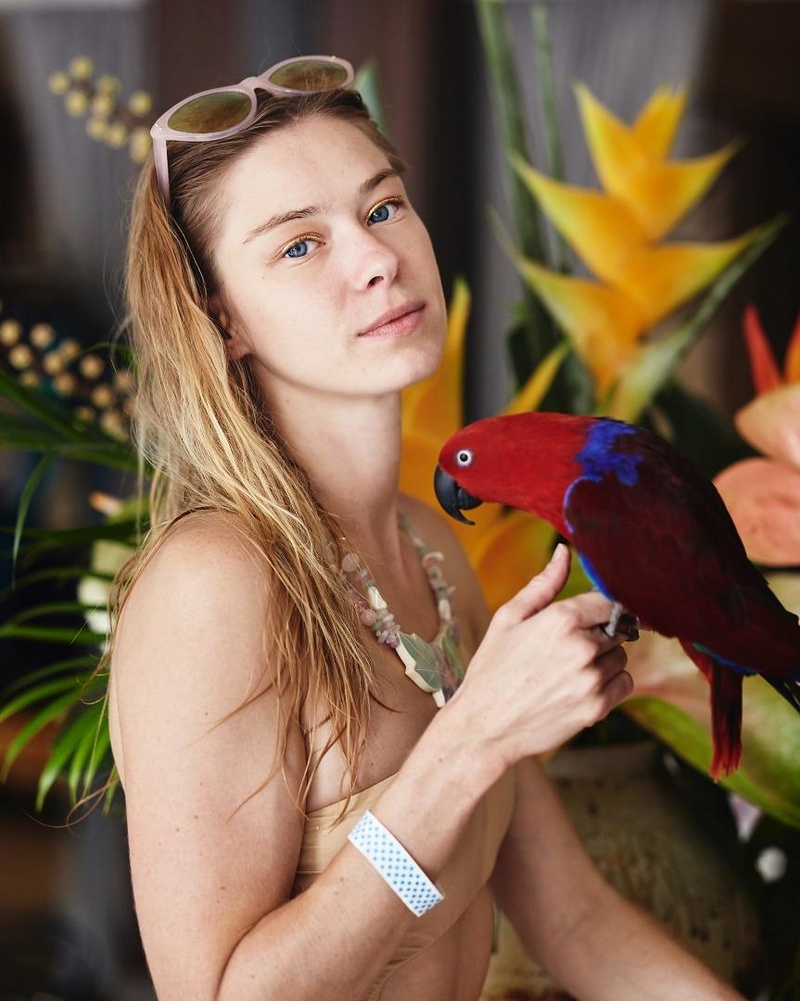 Female model photo shoot of Anna Tarasenko