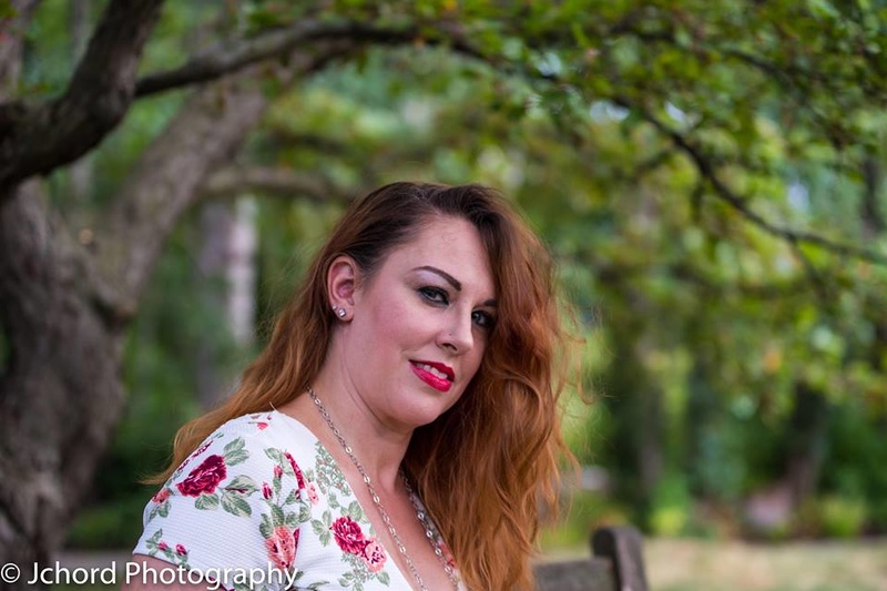 Female model photo shoot of Cyndilicious in Olbrich Botanical Gardens