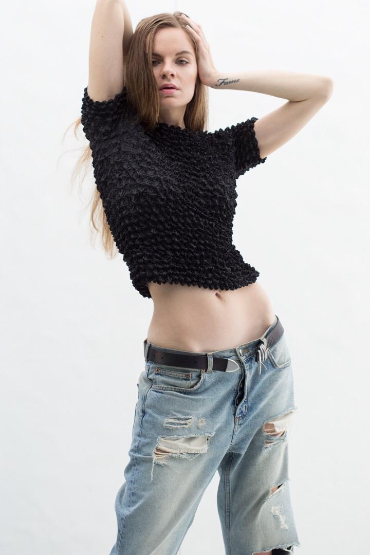 Female model photo shoot of Alina_B