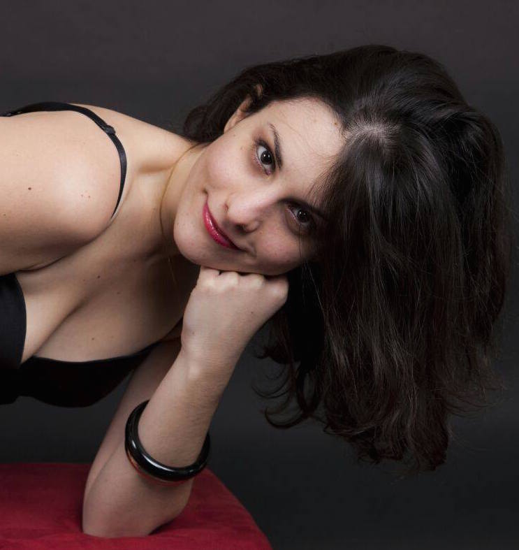 Female model photo shoot of Chiara Scaglianti