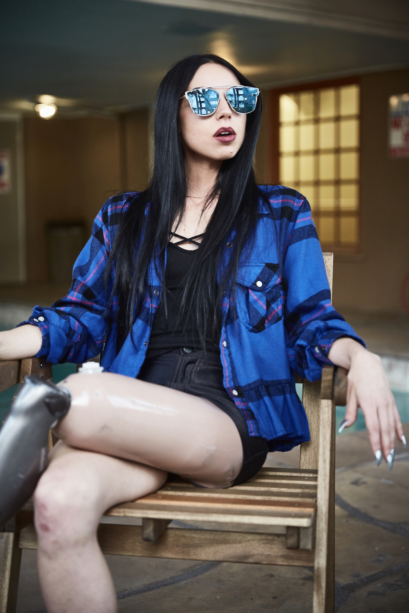 Female model photo shoot of Xoe Xapoian