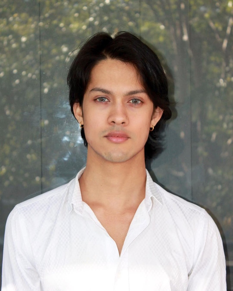Male model photo shoot of Suraj 