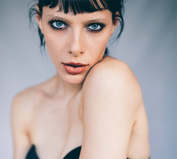 Female model photo shoot of Nell Nabarro