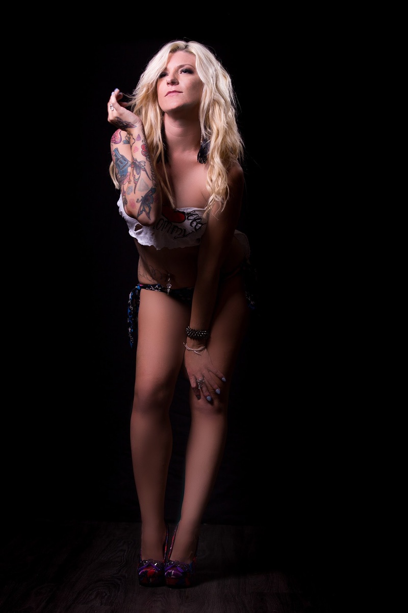 Female model photo shoot of Tattooed_Btrfly
