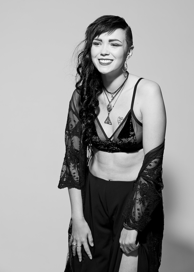 Female model photo shoot of Bella_Kate
