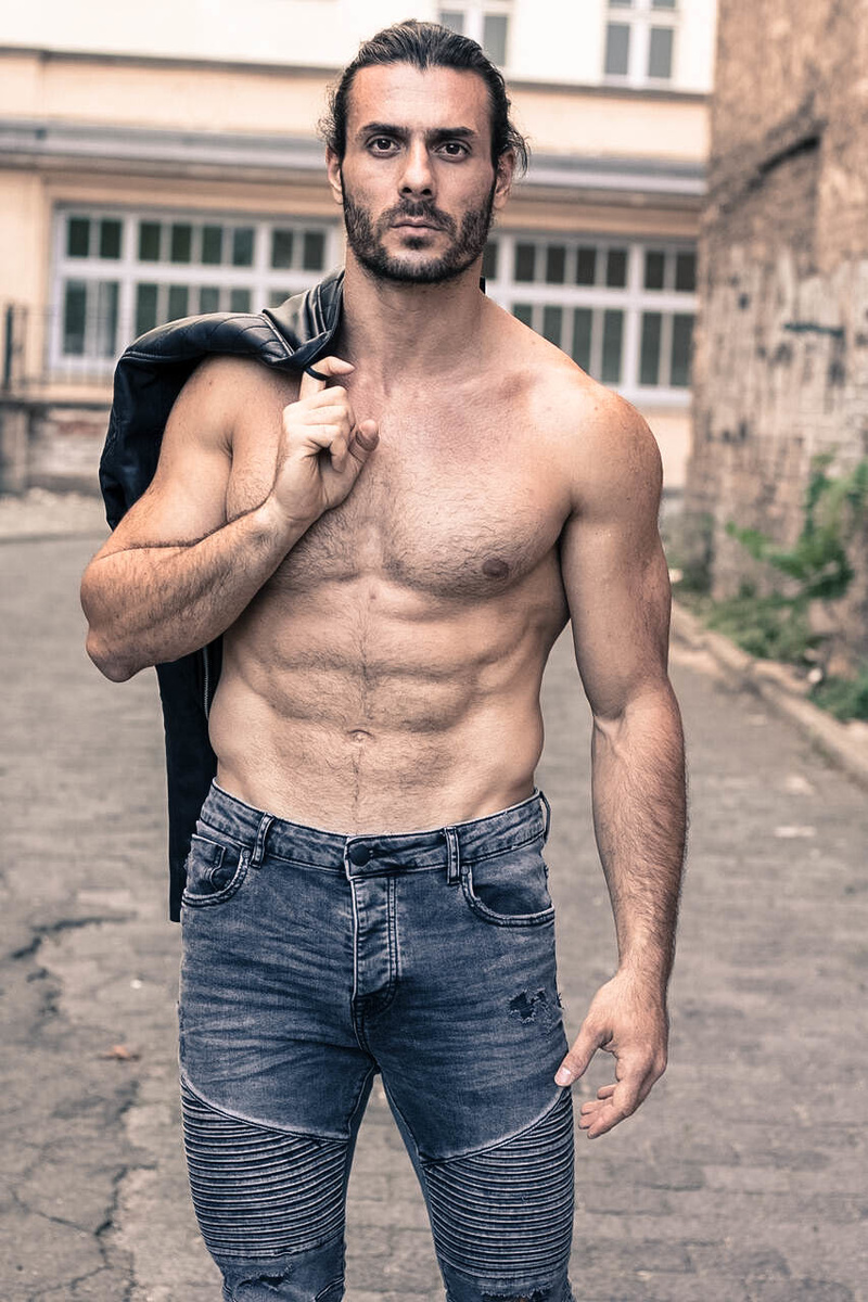 Male model photo shoot of Orestis Papapetrou in Berlin