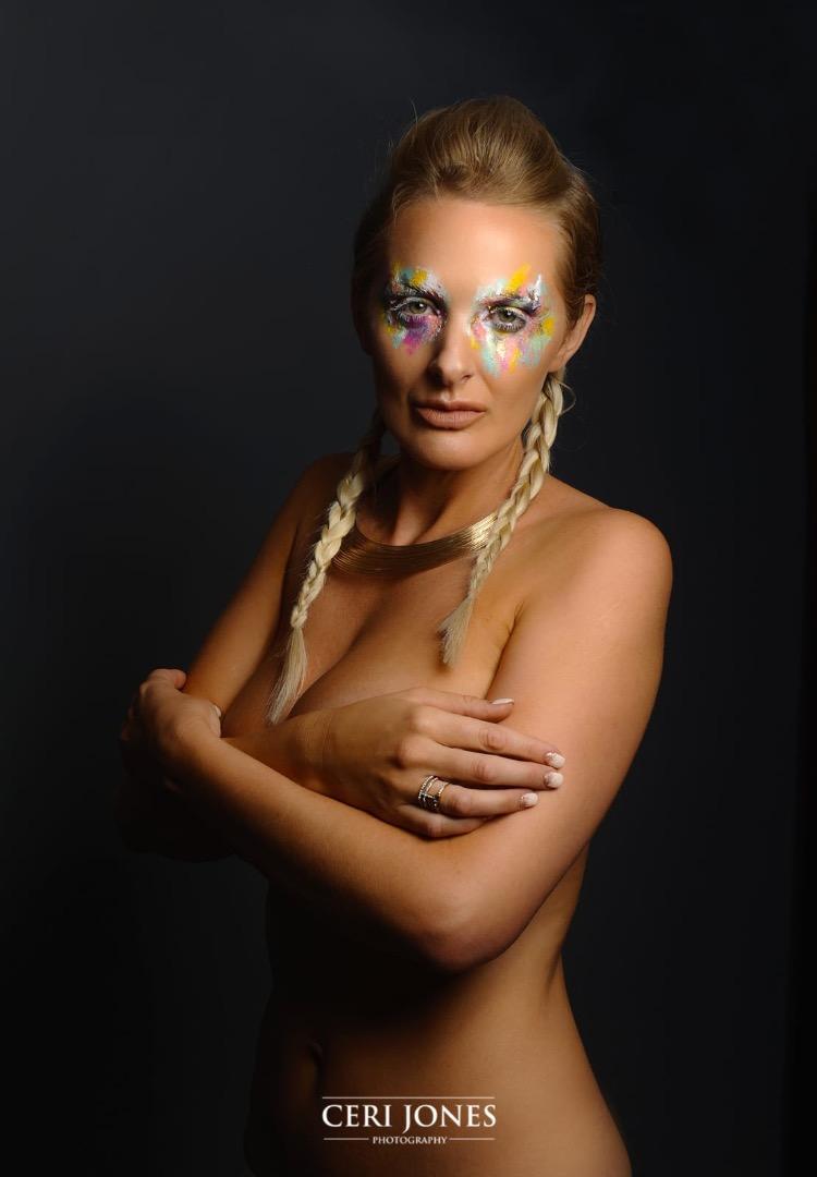 Female model photo shoot of Bella Raye