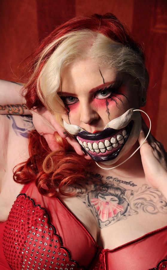 Female model photo shoot of Molly Macabre