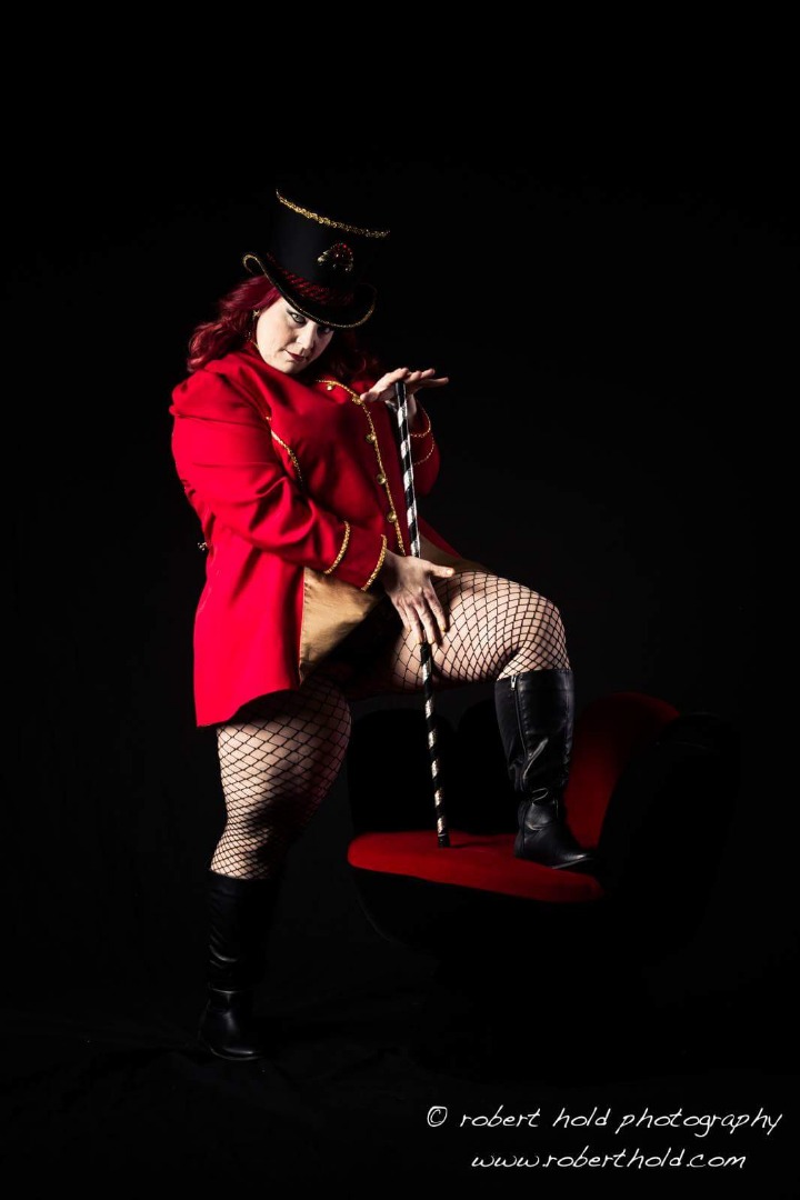 Female model photo shoot of Molly Macabre