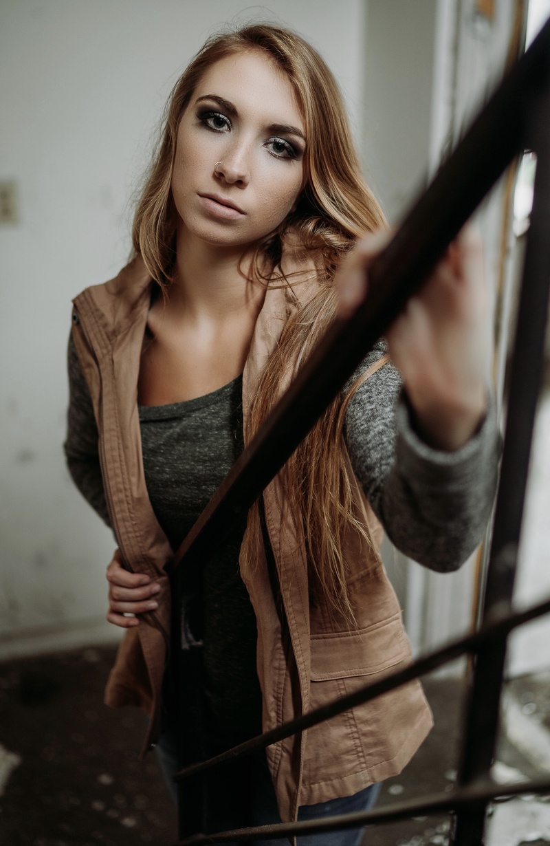 Female model photo shoot of haleyflorence