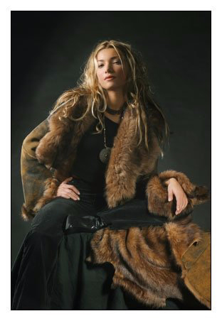 Female model photo shoot of Angel Ynda