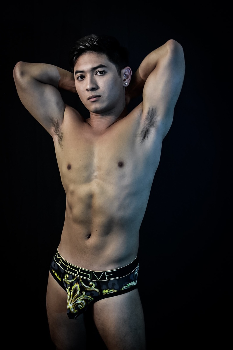 Male model photo shoot of Tan Reymari