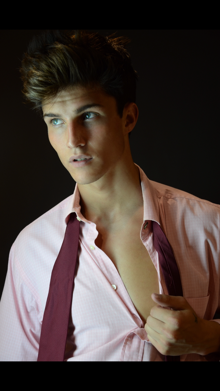 Male model photo shoot of darienwillardson in Nyc/alc/la