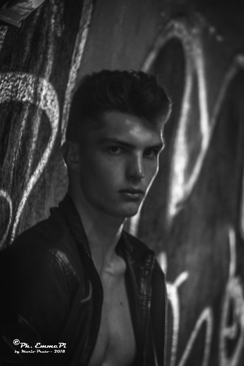 Male model photo shoot of EmmePi in Varazze