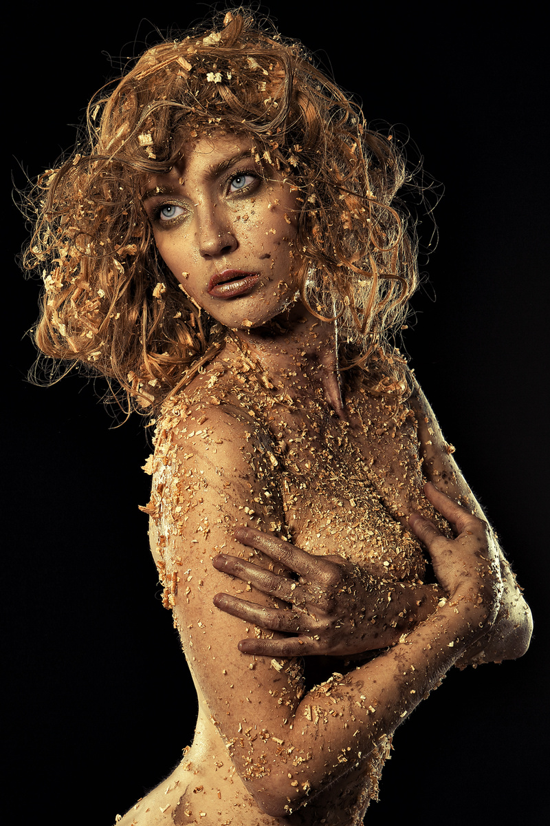 Female model photo shoot of BlondeAngelModel