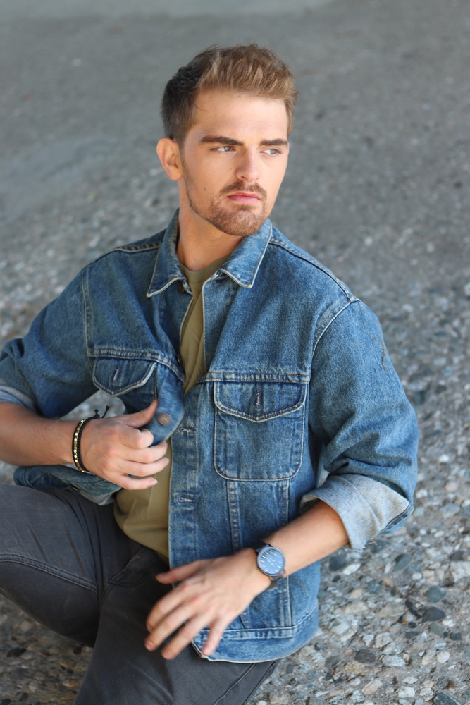 Male model photo shoot of super_tanner in Los Feliz, California
