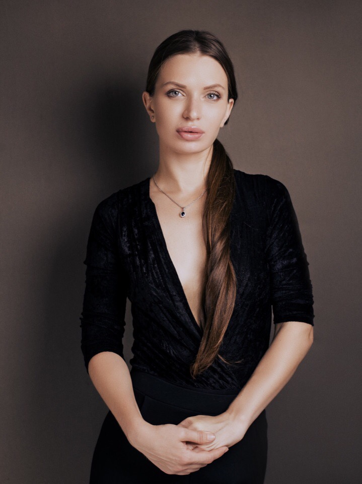Female model photo shoot of Sofi Verlan