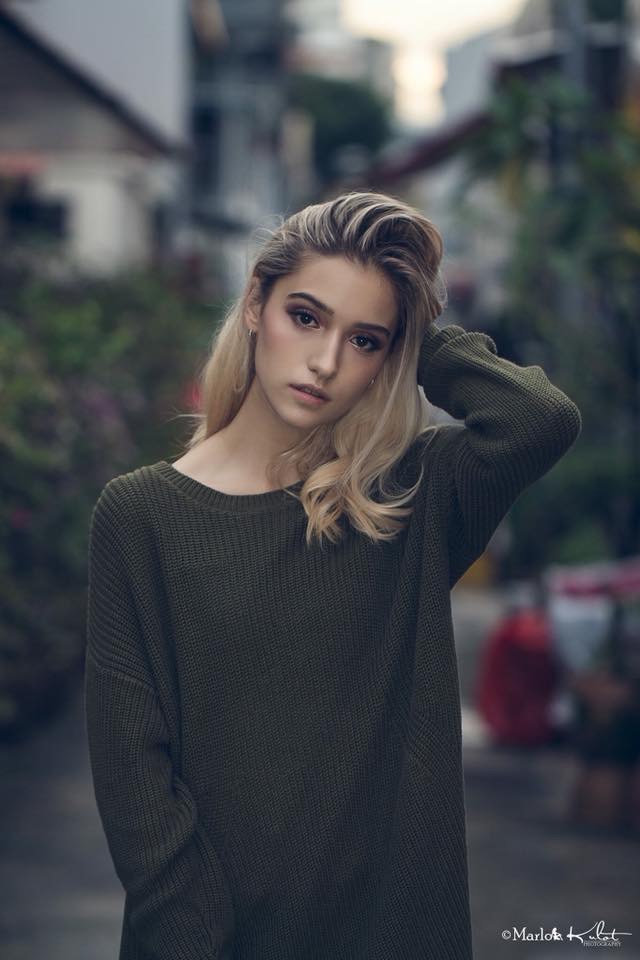 Female model photo shoot of Angelicaralston