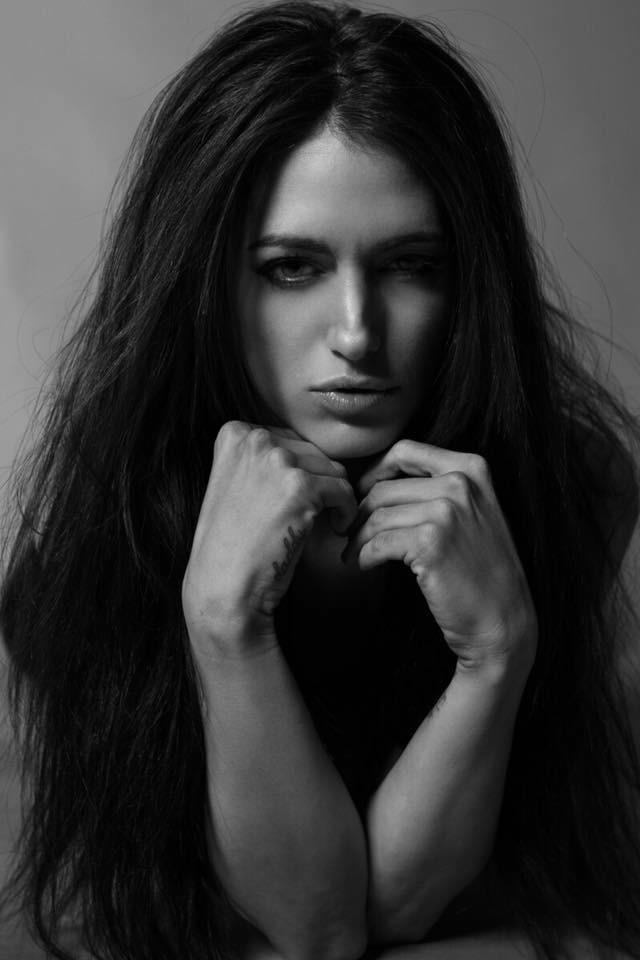 Female model photo shoot of JillLumina