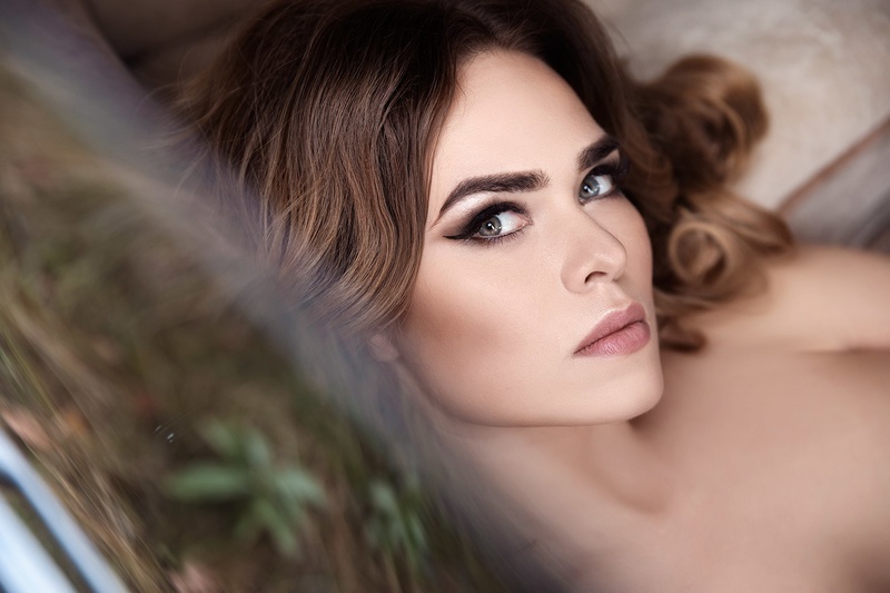 Female model photo shoot of Elina Muller