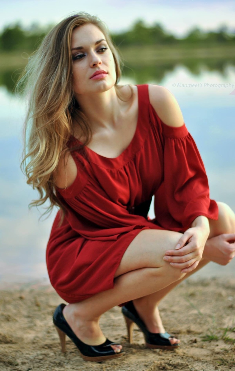 Female model photo shoot of Ashley Jerine De Leon