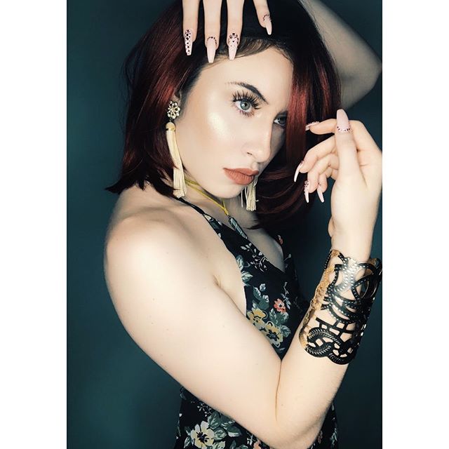 Female model photo shoot of Scarlett Marie in Los Angeles