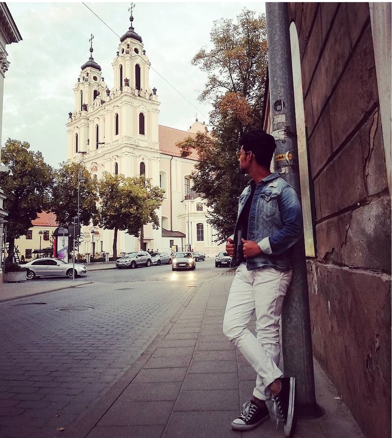 Male model photo shoot of divyanshuk in Vilnius, Lithuania
