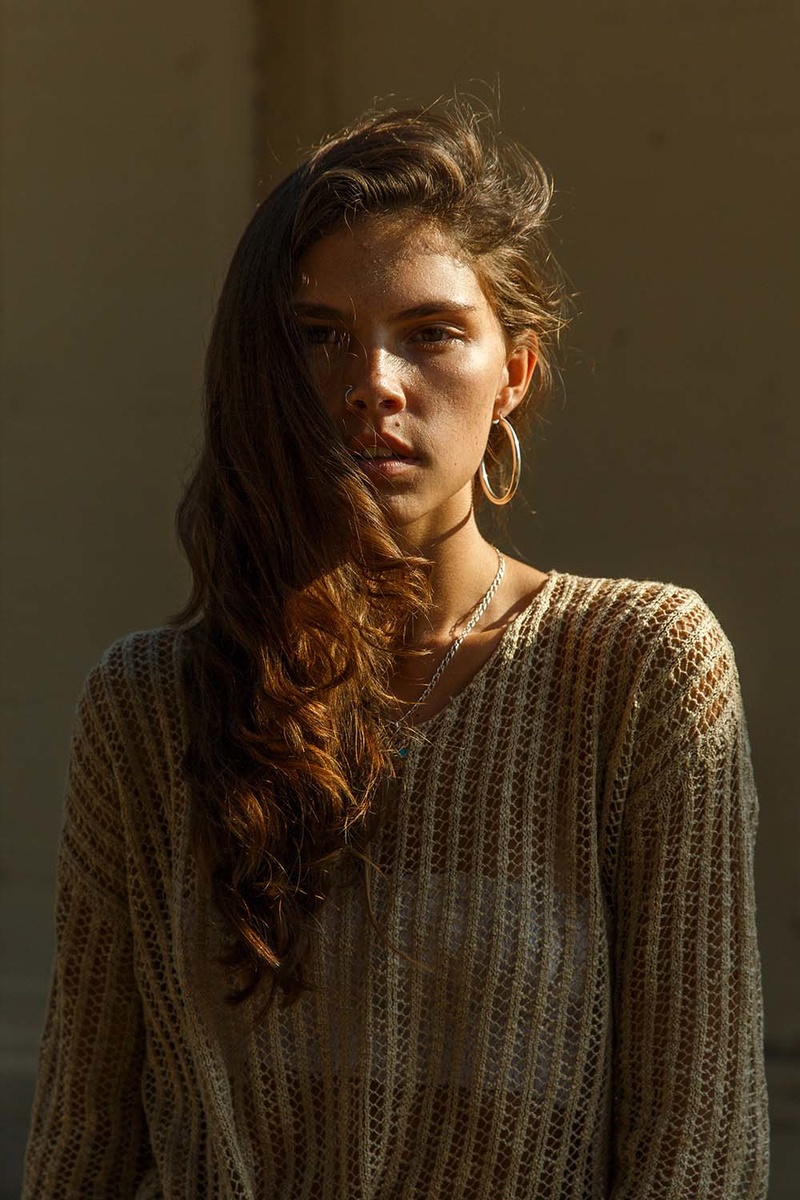 Female model photo shoot of hollybrown