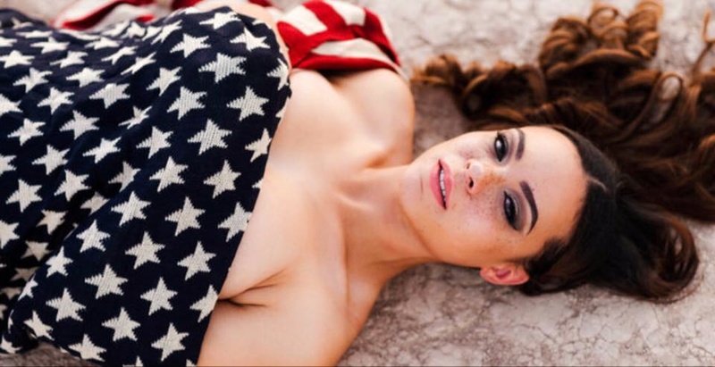 Female model photo shoot of Samantha Miley
