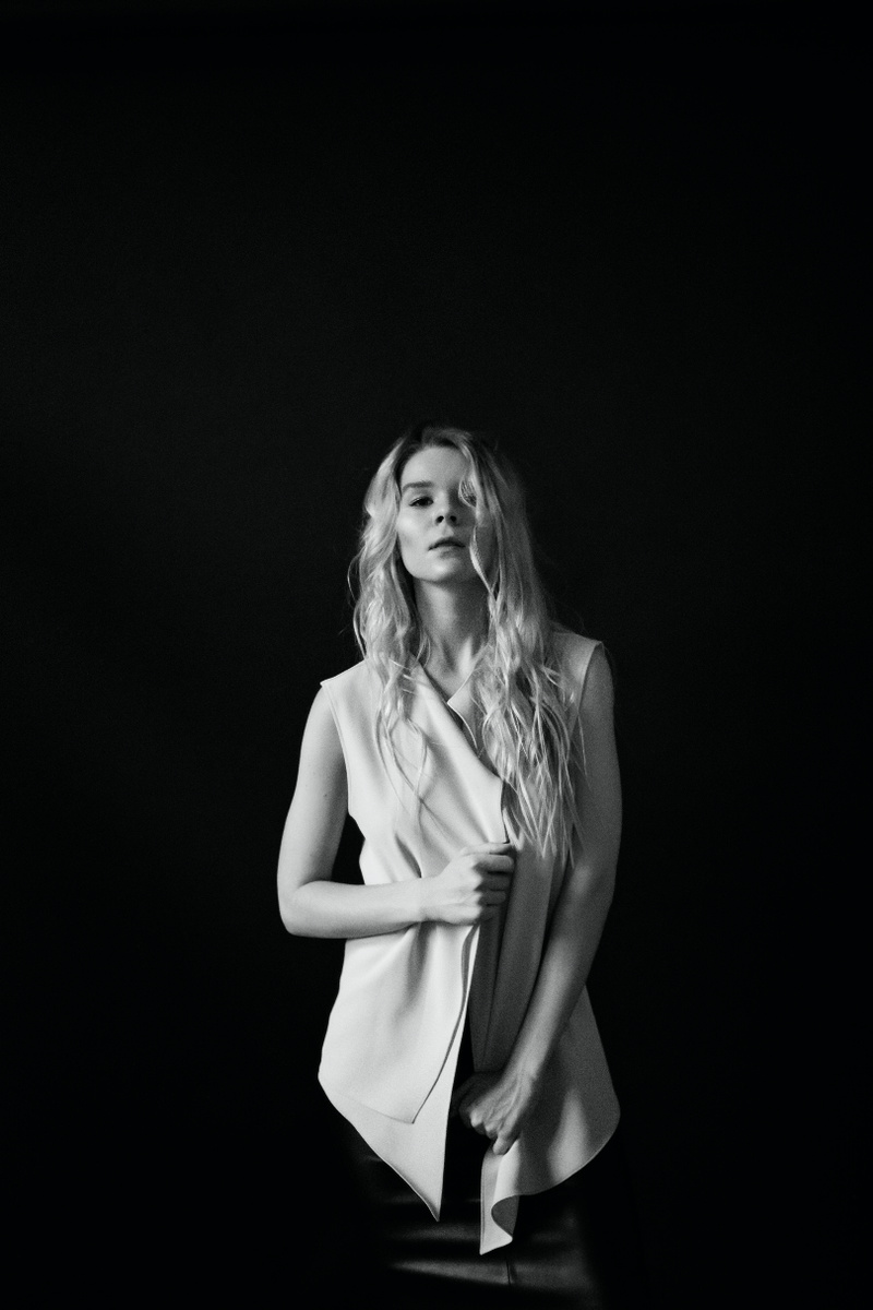 Female model photo shoot of Roxanne Skripka in New York