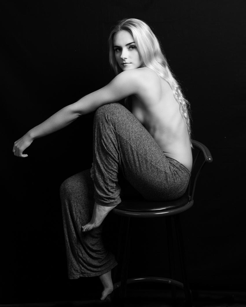 Female model photo shoot of AuroraZ