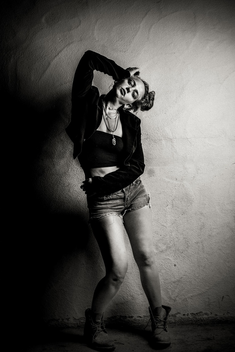 Female model photo shoot of linzagrif