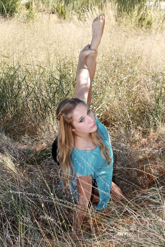 Female model photo shoot of Kristen Hodges