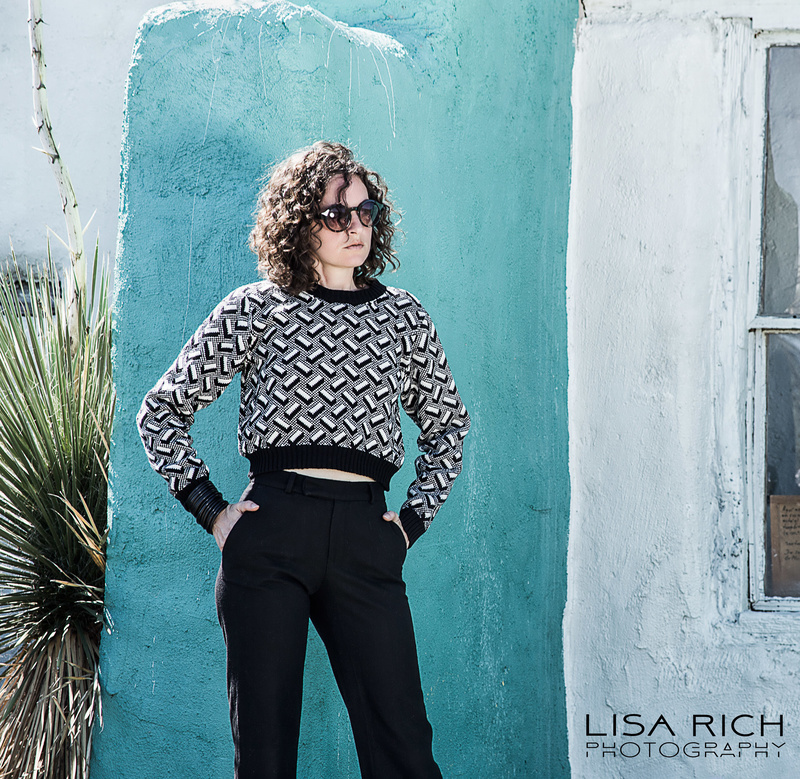 Female model photo shoot of Lisa Rich