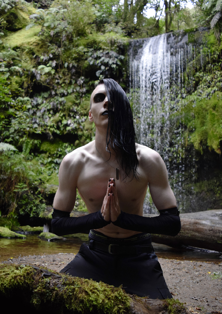 Male model photo shoot of The Vampsin in Koropuku Falls