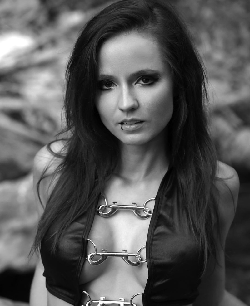 Female model photo shoot of Leah Quinn