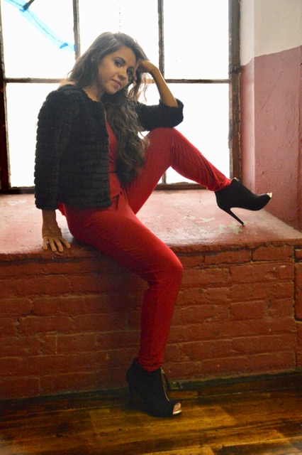Female model photo shoot of cdean17 in Art Factory-Paterson, NJ
