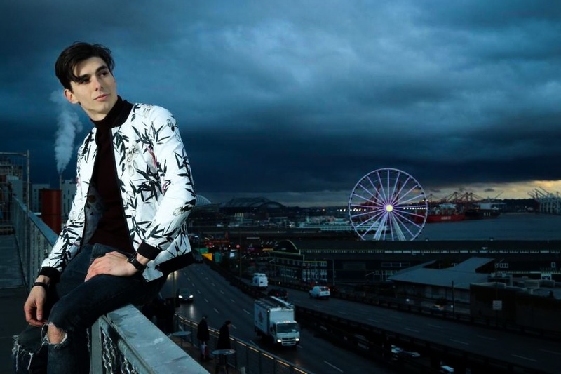 Male model photo shoot of rileyhersey in Seattle, WA
