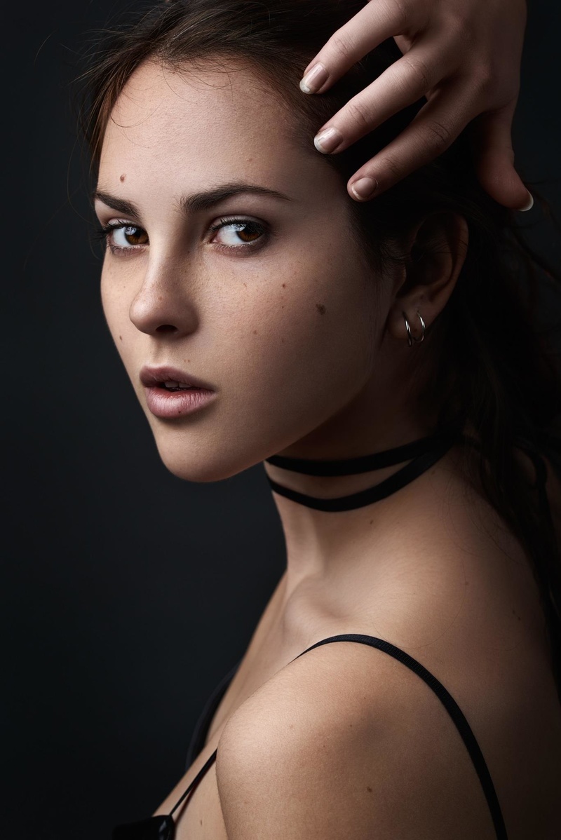 Female model photo shoot of Cimarron Harpy