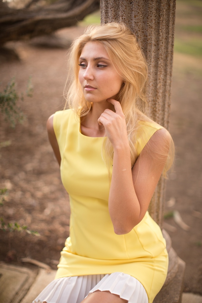 Female model photo shoot of Natalie Truhmeneva